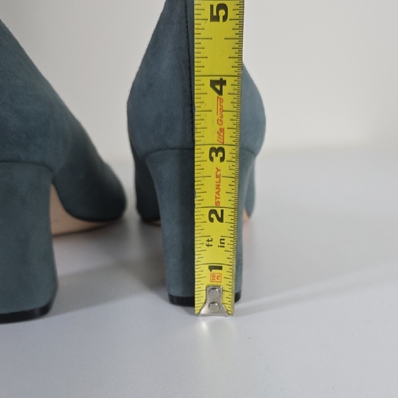 Marc Fisher Teal Suede Women's Heels.  Size 7 1/2 - Picture 6 of 11